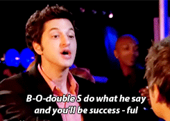 Man singing 'be succesful'