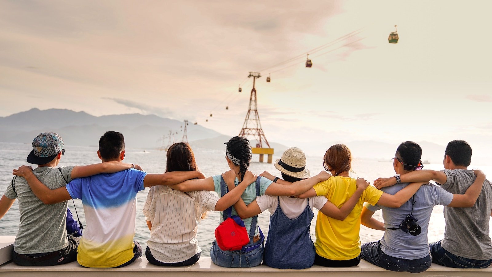 team-building-hugging-and-sitting